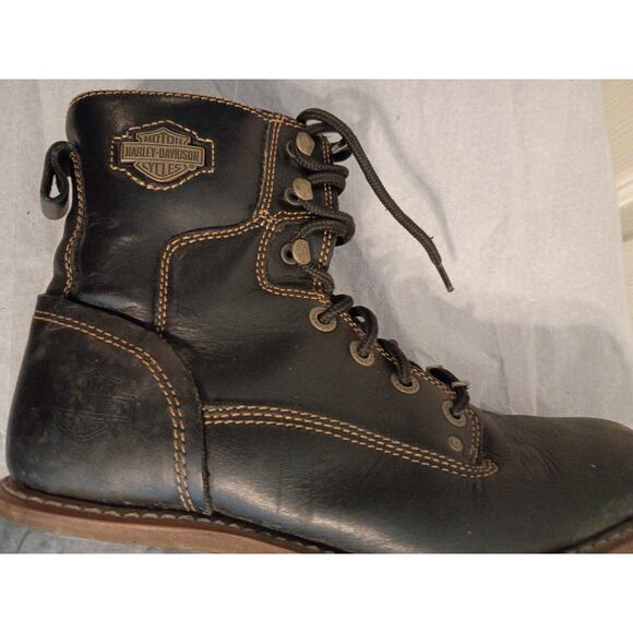 Women's Black Leather Boots - Picture 10 of 13